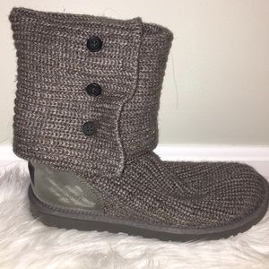 Grey knit ugg boots
